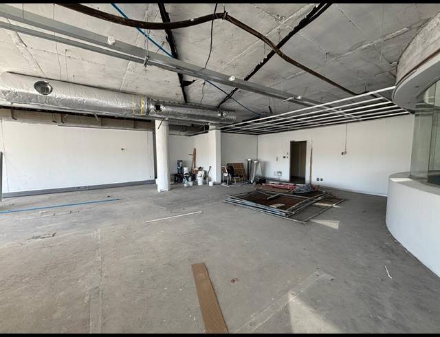840M² OFFICE TO LET IN TYGER VALLEY